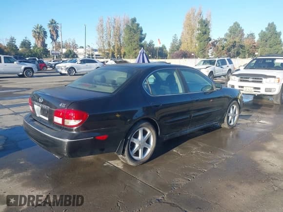 ✅ 2004 Infiniti I35 • VIN: JNKDA31A24T203661 • Lot: 43775112. Wystawiony na IAAI z przebiegiem 129 610 mil. Bezpłatny archiwum sprzedaży aukcyjnych z USA i szczegółowy raport historii pojazdu na DreamBid. Zdjęcie 4.