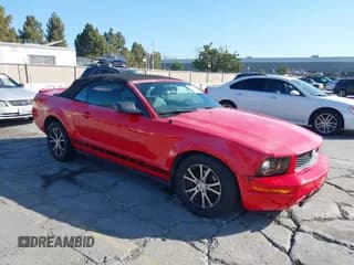 ✅ 2007 Ford Mustang Deluxe • VIN: 1ZVFT84N175265638 • Lot: 42944286. Listed on IAAI with 300,032 mi. Free auction sales archive from the USA and detailed vehicle history report at DreamBid. Image 1.