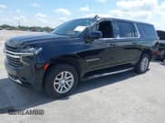 ✅ 2022 Chevrolet Suburban LT • VIN: 1GNSKCKD6NR220063 • Lot: 42255869. Listed on IAAI with 89,789 mi. Free auction sales archive from the USA and detailed vehicle history report at DreamBid. Image 2.