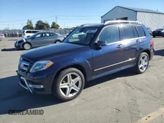 ✅ 2015 Mercedes-Benz GLK 250 • VIN: WDCGG0EB5FG394061 • Лот: 86697725. Опубликован ранее на Copart с пробегом 77 337 миль. Бесплатный доступ к архиву аукционных продаж из США и подробный отчёт об истории автомобиля на DreamBid. Изображение 1.