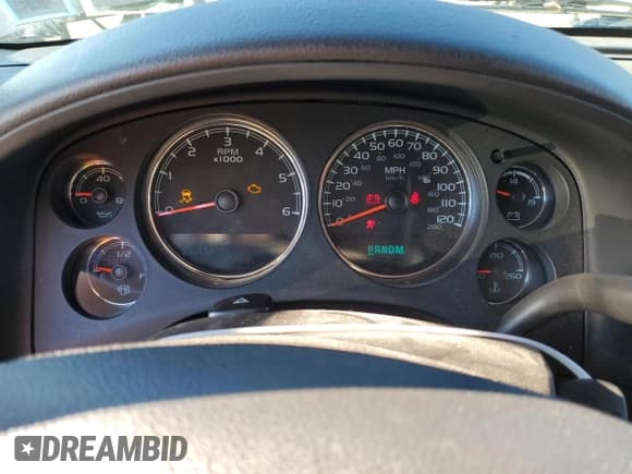 ✅ 2013 Chevrolet Suburban LTZ • VIN: 1GNSKKE78DR135515 • Lot: 80753554. Wystawiony na Copart z przebiegiem 231 158 mil. Bezpłatny archiwum sprzedaży aukcyjnych z USA i szczegółowy raport historii pojazdu na DreamBid. Zdjęcie 9.