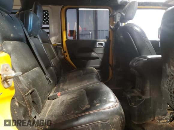 ✅ 2021 Jeep Wrangler Unlimited Rubicon • VIN: 1C4HJXFG3MW620194 • Лот: 51576865. Опубликован ранее на Copart с пробегом 67 502 миль. Бесплатный доступ к архиву аукционных продаж из США и подробный отчёт об истории автомобиля на DreamBid. Изображение 11.