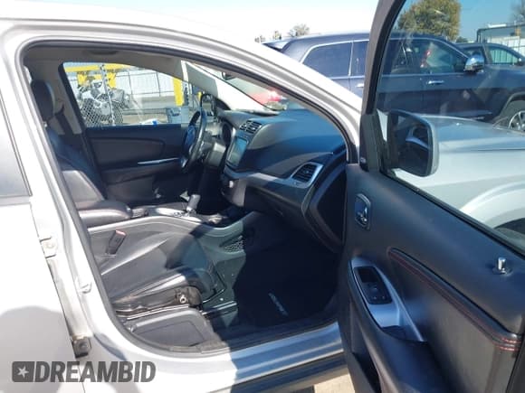 ✅ 2012 Dodge Journey GT • VIN: 3C4PDCEG0CT228498 • Lot: 43506933. Wystawiony na IAAI z przebiegiem 144 121 mil. Bezpłatny archiwum sprzedaży aukcyjnych z USA i szczegółowy raport historii pojazdu na DreamBid. Zdjęcie 5.