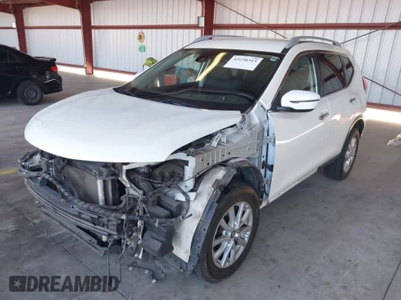✅ 2019 Nissan Rogue S • VIN: 5N1AT2MVXKC702563 • Lot: 43230315. Wystawiony na IAAI z przebiegiem 122 615 mil. Bezpłatny archiwum sprzedaży aukcyjnych z USA i szczegółowy raport historii pojazdu na DreamBid. Zdjęcie 18.