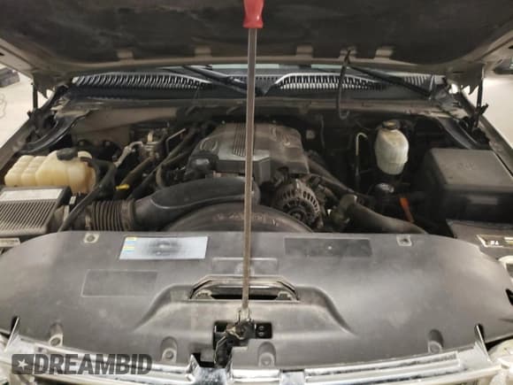 ✅ 2006 Chevrolet Suburban LS • VIN: 3GNGK26GX6G124877 • Лот: 47192555. Опубликован ранее на Copart с пробегом 204 578 миль. Бесплатный доступ к архиву аукционных продаж из США и подробный отчёт об истории автомобиля на DreamBid. Изображение 12.