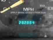 2001 Chevrolet Tahoe LT z VIN 1GNEK13T51J186505, wystawiony jako IAAI lot #42648332 z przebiegiem 282 884 mil mil oraz . Historia ofert i sprzedaży dostępna na DreamBid. Obrazek 13.