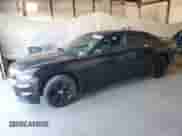 2018 Dodge Charger SXT Plus z VIN 2C3CDXHG8JH215817, wystawiony jako Copart lot #89465285 z przebiegiem 83 811 mil mil oraz Czysty tytuł • Clean title. Historia ofert i sprzedaży dostępna na DreamBid. Obrazek 1.