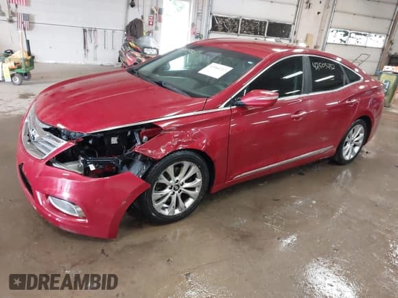 ✅ 2012 Hyundai Azera • VIN: KMHFG4JG7CA183643 • Лот: 42503232. Опубликован ранее на IAAI с пробегом 180 485 миль. Бесплатный доступ к архиву аукционных продаж из США и подробный отчёт об истории автомобиля на DreamBid. Изображение 2.