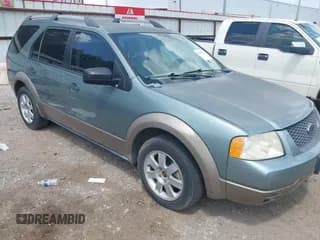 ✅ 2005 Ford Freestyle SE • VIN: 1FMZK01105GA63649 • Lot: 43000739. Wystawiony na IAAI z przebiegiem 65 261 mil. Bezpłatny archiwum sprzedaży aukcyjnych z USA i szczegółowy raport historii pojazdu na DreamBid. Zdjęcie 1.