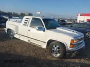 ✅ 1997 Chevrolet Silverado 1500 • VIN: 2GBEC19R2V1116045 • Lot: 43708087. Wystawiony na IAAI z przebiegiem 176 084 mil. Bezpłatny archiwum sprzedaży aukcyjnych z USA i szczegółowy raport historii pojazdu na DreamBid. Zdjęcie 1.