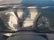 ✅ 2017 Ford Transit XL • VIN: 1FBZX2ZM5HKB42630 • Lot: 64977975. Wystawiony na Copart z przebiegiem 78 235 mil. Bezpłatny archiwum sprzedaży aukcyjnych z USA i szczegółowy raport historii pojazdu na DreamBid. Zdjęcie 9.