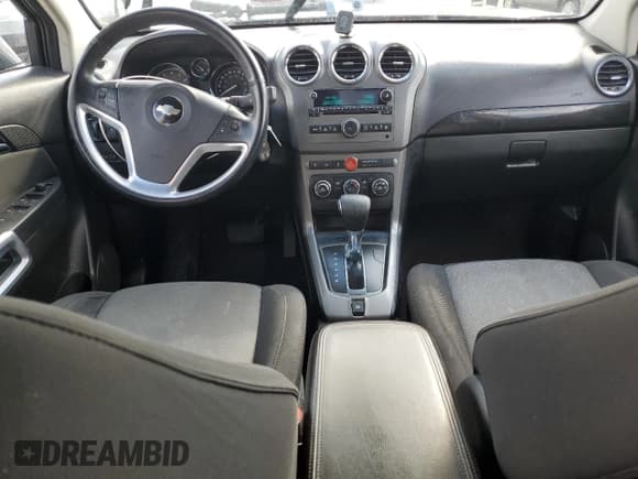 ✅ 2015 Chevrolet Captiva Sport LS • VIN: 3GNAL2EK5FS529602 • Lot: 47432855. Wystawiony na Copart z przebiegiem 171 784 mil. Bezpłatny archiwum sprzedaży aukcyjnych z USA i szczegółowy raport historii pojazdu na DreamBid. Zdjęcie 8.