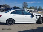 ✅ 2022 Mercedes-Benz E 350 • VIN: W1KZF8DB6NB066179 • Лот: 43292149. Опубликован ранее на IAAI с пробегом 28 028 миль. Бесплатный доступ к архиву аукционных продаж из США и подробный отчёт об истории автомобиля на DreamBid. Изображение 13.