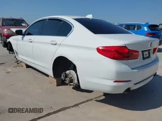 ✅ 2019 BMW 5 Series 530i • VIN: WBAJA5C57KWW30617 • Лот: 43199110. Опубликован ранее на IAAI с пробегом 43 022 миль. Бесплатный доступ к архиву аукционных продаж из США и подробный отчёт об истории автомобиля на DreamBid. Изображение 3.