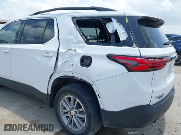 ✅ 2022 Chevrolet Traverse LT Cloth • VIN: 1GNERGKW4NJ183708 • Lot: 42493383. Listed on IAAI with 29,650 mi. Free auction sales archive from the USA and detailed vehicle history report at DreamBid. Image 6.