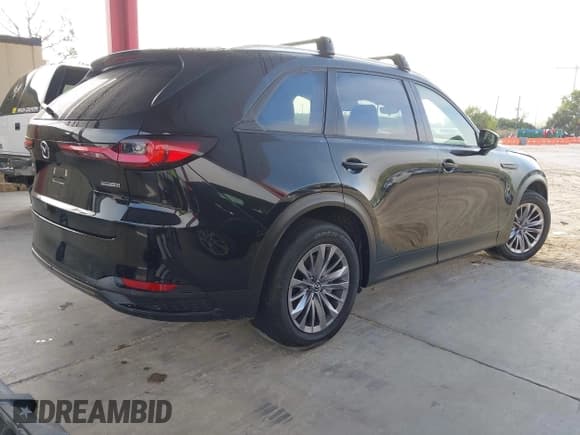 ✅ 2024 Mazda CX-90 Preferred • VIN: JM3KKBHD4R1183147 • Lot: 43486584. Wystawiony na IAAI z przebiegiem 33 747 mil. Bezpłatny archiwum sprzedaży aukcyjnych z USA i szczegółowy raport historii pojazdu na DreamBid. Zdjęcie 4.