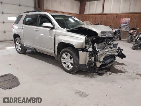 ✅ 2015 GMC Terrain SLE • VIN: 2GKFLWE31F6232506 • Лот: 43635747. Опубликован ранее на IAAI с пробегом 179 057 миль. Бесплатный доступ к архиву аукционных продаж из США и подробный отчёт об истории автомобиля на DreamBid. Изображение 1.