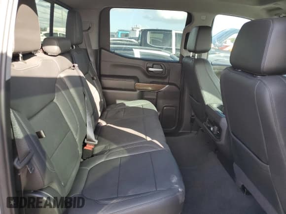 ✅ 2021 Chevrolet Silverado 1500 RST • VIN: 3GCUYEET1MG231839 • Lot: 77041394. Wystawiony na Copart z przebiegiem 71 142 mil. Bezpłatny archiwum sprzedaży aukcyjnych z USA i szczegółowy raport historii pojazdu na DreamBid. Zdjęcie 11.