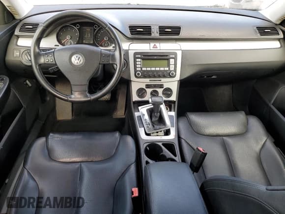 ✅ 2009 Volkswagen Passat Komfort • VIN: WVWXK73C69E079892 • Lot: 66090224. Listed on Copart with 187,253 mi. Free auction sales archive from the USA and detailed vehicle history report at DreamBid. Image 8.