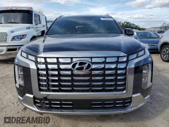 ✅ 2024 Hyundai Palisade Calligraphy • VIN: KM8R7DGE7RU771858 • Лот: 76823384. Размещён на Copart с пробегом 3 389 миль миль. Получите бесплатный доступ к архиву аукционных продаж из США и посмотрите подробный отчёт об истории автомобиля на DreamBid. Изображение 5.