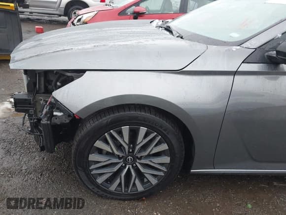 ✅ 2024 Nissan Altima SV • VIN: 1N4BL4DV2RN321377 • Lot: 43775522. Listed on IAAI with 44,185 mi. Free auction sales archive from the USA and detailed vehicle history report at DreamBid. Image 18.