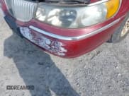 ✅ 1998 Lincoln Town Car Signature • VIN: 1LNFM82W8WY688852 • Lot: 42365729. Listed on IAAI with 194,232 mi. Free auction sales archive from the USA and detailed vehicle history report at DreamBid. Image 6.