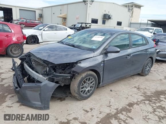 ✅ 2019 Hyundai Ioniq Blue • VIN: KMHC65LC4KU116243 • Lot: 41446996. Wystawiony na IAAI z przebiegiem 83 900 mil. Bezpłatny archiwum sprzedaży aukcyjnych z USA i szczegółowy raport historii pojazdu na DreamBid. Zdjęcie 2.