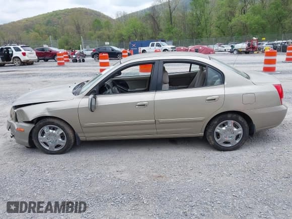 ✅ 2005 Hyundai Elantra GLS • VIN: KMHDN46D95U959896 • Лот: 42011926. Опубликован ранее на IAAI с пробегом 124 093 миль. Бесплатный доступ к архиву аукционных продаж из США и подробный отчёт об истории автомобиля на DreamBid. Изображение 13.