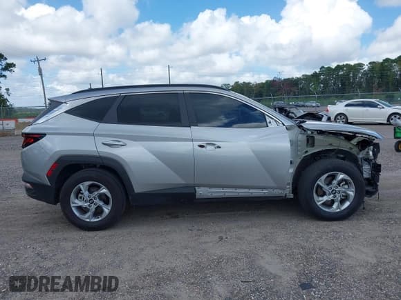 ✅ 2024 Hyundai Tucson SEL • VIN: 5NMJB3DE2RH383541 • Лот: 43126788. Опубликован ранее на IAAI с пробегом 36 277 миль. Бесплатный доступ к архиву аукционных продаж из США и подробный отчёт об истории автомобиля на DreamBid. Изображение 13.