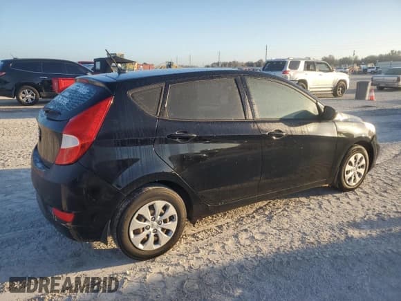 ✅ 2016 Hyundai Accent SE • VIN: KMHCT5AE7GU296225 • Лот: 77474554. Опубликован ранее на Copart с пробегом 152 617 миль. Бесплатный доступ к архиву аукционных продаж из США и подробный отчёт об истории автомобиля на DreamBid. Изображение 3.