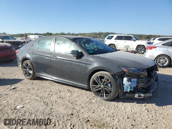 ✅ 2025 Toyota Camry LE • VIN: 4T1DBADK5SU020071 • Lot: 87112905. Listed on Copart with 14,844 mi. Free auction sales archive from the USA and detailed vehicle history report at DreamBid. Image 4.