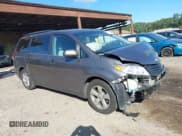 ✅ 2013 Toyota Sienna LE • VIN: 5TDKK3DC5DS364054 • Lot: 43352262. Listed on IAAI with 153,877 mi. Free auction sales archive from the USA and detailed vehicle history report at DreamBid. Image 1.