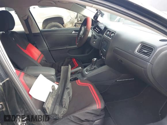 ✅ 2012 Volkswagen Jetta SE • VIN: 3VWDX7AJ6CM340538 • Лот: 43823639. Опубликован ранее на IAAI с пробегом 171 760 миль. Бесплатный доступ к архиву аукционных продаж из США и подробный отчёт об истории автомобиля на DreamBid. Изображение 5.