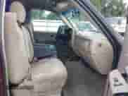 2002 Chevrolet Silverado 1500 LS z VIN 1GCEK14V02Z331249, wystawiony jako IAAI lot #42352384 z przebiegiem 232 697 mil mil oraz . Historia ofert i sprzedaży dostępna na DreamBid. Obrazek 8.