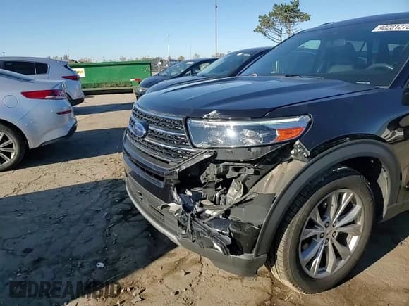 ✅ 2020 Ford Explorer XLT • VIN: 1FMSK8DH3LGB40567 • Lot: 90281275. Listed on Copart with 59,207 mi. Free auction sales archive from the USA and detailed vehicle history report at DreamBid. Image 13.