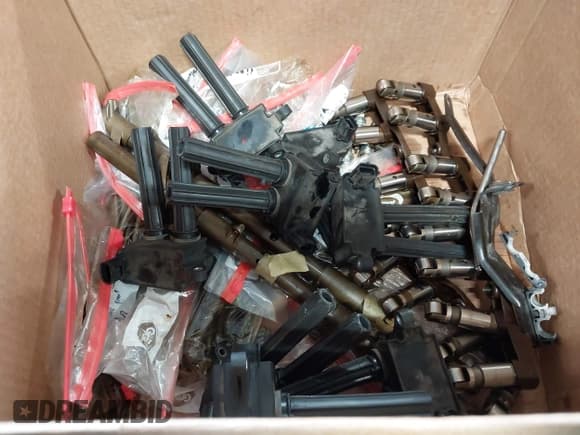 ✅ 2012 Ram 1500 Tradesman • VIN: 3C6JD6AT9CG200841 • Лот: 43756214. Опубликован ранее на IAAI с пробегом 111 423 миль. Бесплатный доступ к архиву аукционных продаж из США и подробный отчёт об истории автомобиля на DreamBid. Изображение 13.