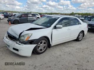 ✅ 2007 Honda Accord EX • VIN: 1HGCM56767A170971 • Lot: 92728315. Wystawiony na Copart z przebiegiem 196 247 mil. Bezpłatny archiwum sprzedaży aukcyjnych z USA i szczegółowy raport historii pojazdu na DreamBid. Zdjęcie 1.