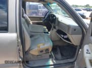 ✅ 2001 Chevrolet Suburban LS • VIN: 3GNFK16TX1G269025 • Лот: 42895358. Опубликован ранее на IAAI с пробегом Не указан. Бесплатный доступ к архиву аукционных продаж из США и подробный отчёт об истории автомобиля на DreamBid. Изображение 5.