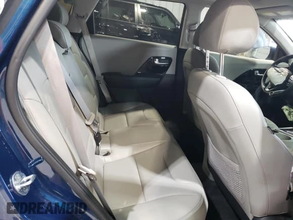 ✅ 2022 Kia Niro EX Premium • VIN: KNDCE3LC3N5490823 • Lot: 55210755. Wystawiony na Copart z przebiegiem 35 627 mil. Bezpłatny archiwum sprzedaży aukcyjnych z USA i szczegółowy raport historii pojazdu na DreamBid. Zdjęcie 11.