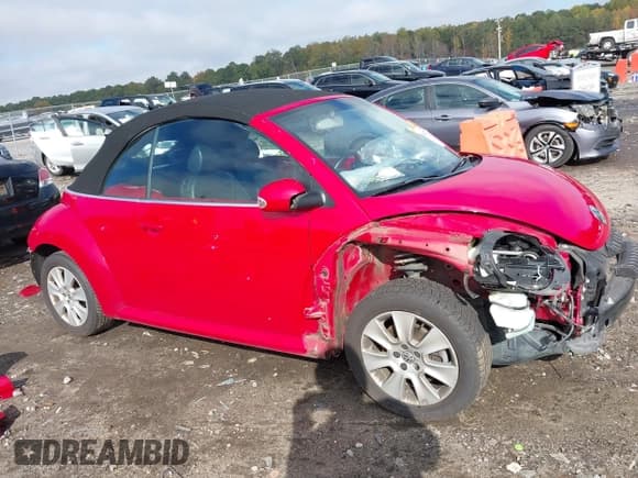 ✅ 2009 Volkswagen Beetle S • VIN: 3VWRF31Y79M409597 • Lot: 43603777. Wystawiony na IAAI z przebiegiem 84 482 mil. Bezpłatny archiwum sprzedaży aukcyjnych z USA i szczegółowy raport historii pojazdu na DreamBid. Zdjęcie 1.