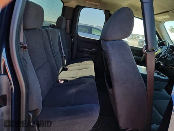 ✅ 2007 Chevrolet Silverado 1500 1LT • VIN: 2GCEC19J071733324 • Лот: 86729375. Опубликован ранее на Copart с пробегом 225 202 миль. Бесплатный доступ к архиву аукционных продаж из США и подробный отчёт об истории автомобиля на DreamBid. Изображение 10.