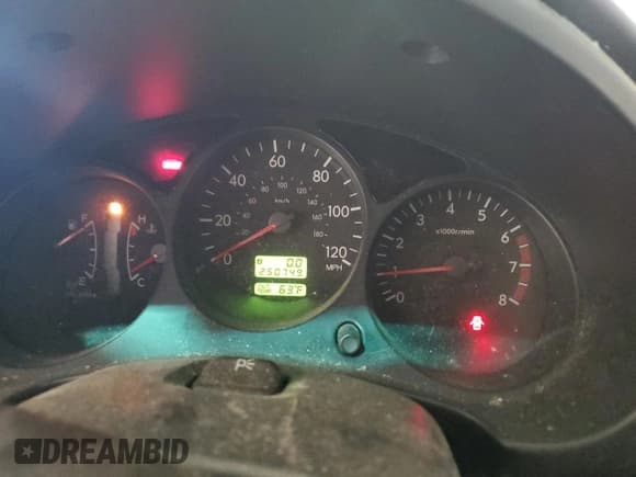 ✅ 2004 Subaru Forester XS • VIN: JF1SG65664H759883 • Lot: 84651935. Listed on Copart with 250,749 mi. Free auction sales archive from the USA and detailed vehicle history report at DreamBid. Image 9.