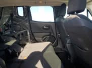 ✅ 2018 Jeep Renegade Altitude • VIN: ZACCJBBBXJPH08739 • Lot: 70336975. Wystawiony na Copart z przebiegiem 177 294 mil. Bezpłatny archiwum sprzedaży aukcyjnych z USA i szczegółowy raport historii pojazdu na DreamBid. Zdjęcie 11.