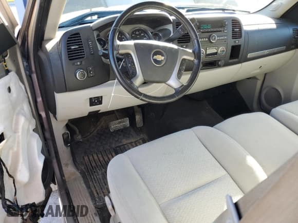 ✅ 2007 Chevrolet Silverado 2500HD Work Truck • VIN: 1GCHK29K17E595421 • Лот: 80913964. Опубликован ранее на Copart с пробегом 190 244 миль. Бесплатный доступ к архиву аукционных продаж из США и подробный отчёт об истории автомобиля на DreamBid. Изображение 8.