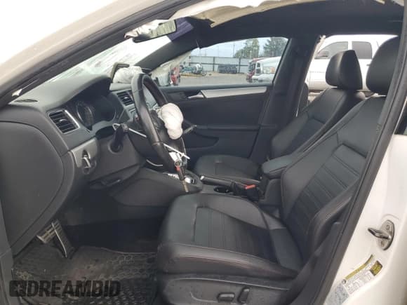 ✅ 2014 Volkswagen Jetta GLI • VIN: 3VW4T7AJXEM364825 • Lot: 84555275. Wystawiony na Copart z przebiegiem 140 627 mil. Bezpłatny archiwum sprzedaży aukcyjnych z USA i szczegółowy raport historii pojazdu na DreamBid. Zdjęcie 7.