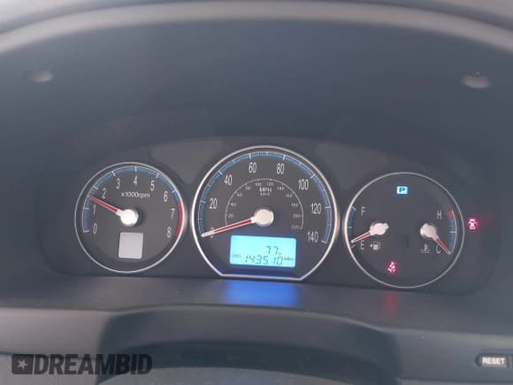 ✅ 2008 Hyundai Santa Fe SE • VIN: 5NMSH73E78H207191 • Lot: 43381109. Wystawiony na IAAI z przebiegiem 143 510 mil. Bezpłatny archiwum sprzedaży aukcyjnych z USA i szczegółowy raport historii pojazdu na DreamBid. Zdjęcie 7.