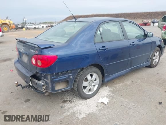 ✅ 2006 Toyota Corolla CE • VIN: 1NXBR32E66Z598858 • Lot: 43253046. Wystawiony na IAAI z przebiegiem 299 999 mil. Bezpłatny archiwum sprzedaży aukcyjnych z USA i szczegółowy raport historii pojazdu na DreamBid. Zdjęcie 4.