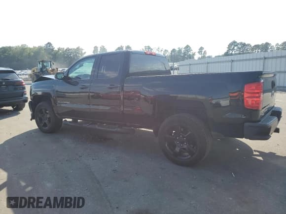 ✅ 2018 Chevrolet Silverado 1500 LS • VIN: 1GCRCNEC5JZ296578 • Лот: 71299995. Опубликован ранее на Copart с пробегом 120 770 миль. Бесплатный доступ к архиву аукционных продаж из США и подробный отчёт об истории автомобиля на DreamBid. Изображение 2.