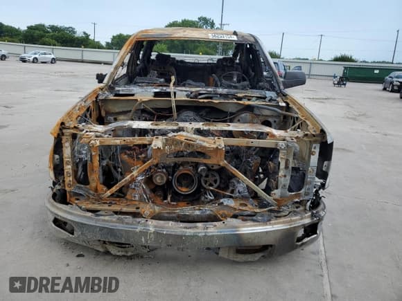 ✅ 2014 Chevrolet Silverado 1500 LT • VIN: 3GCUKREC3EG109364 • Лот: 56253154. Опубликован ранее на Copart с пробегом Не указан. Бесплатный доступ к архиву аукционных продаж из США и подробный отчёт об истории автомобиля на DreamBid. Изображение 5.