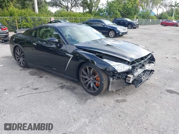 ✅ 2015 Nissan GT-R Premium • VIN: JN1AR5EF9FM280624 • Lot: 43614466. Wystawiony na IAAI z przebiegiem 71 853 mil. Bezpłatny archiwum sprzedaży aukcyjnych z USA i szczegółowy raport historii pojazdu na DreamBid. Zdjęcie 1.
